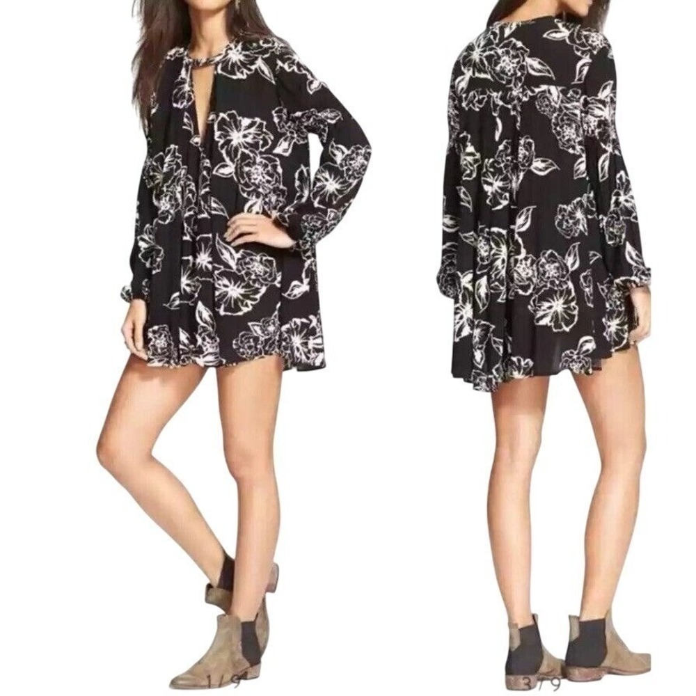 Free People Black White Floral Keyhole Long Sleeve Tunic‎ Short Dress Size XS